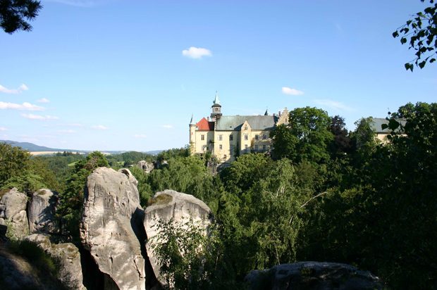 Hrubá Skála – Chateau Hruba Skala (B&B)