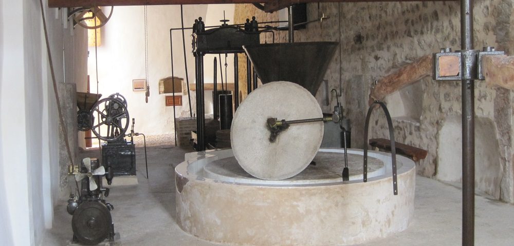 Galatzo olive press