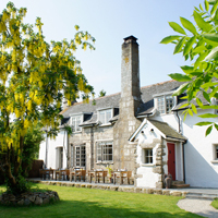 Dunsford – Weeke Barton (dinner, B&B) Dunsford – Weeke Barton (dinner, B&B)