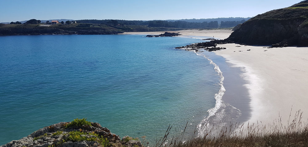 Silver sands at Praia de Esteiro