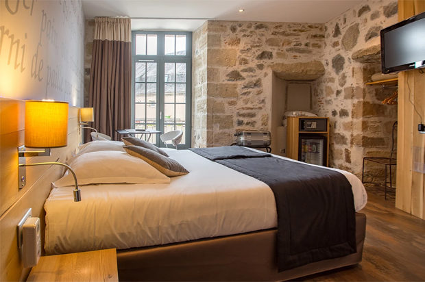 Beaulieu-sur-Dordogne – Hôtel Le Turenne (B&B)