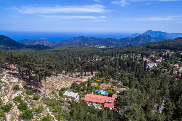Beycik – Olympos Mountain Lodge (dinner, B&B)
