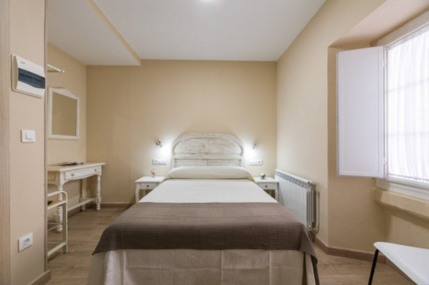 Arzua – Pension Luis (B&B)