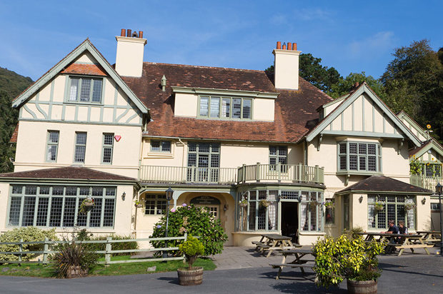 Heddon’s Mouth – Hunter’s Inn (D, B&B)