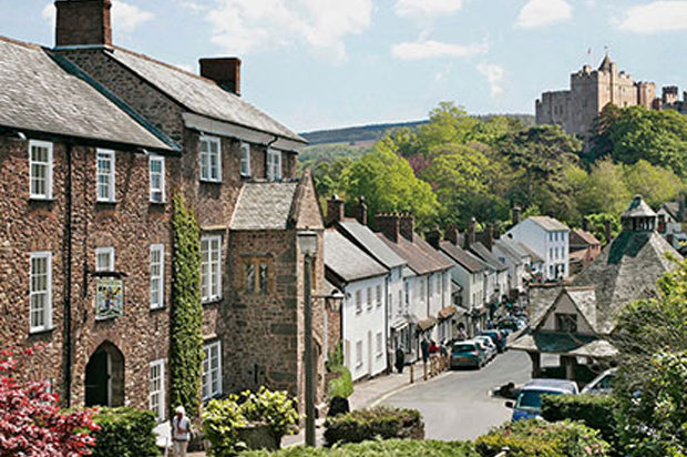 Dunster – Luttrell Arms Hotel (B&B)