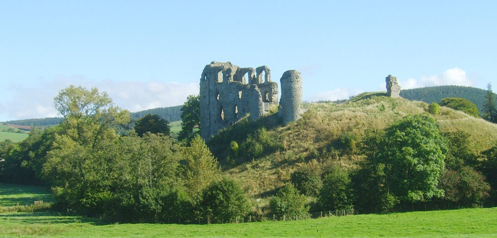 Clun Castle (photo: Pixabay)
