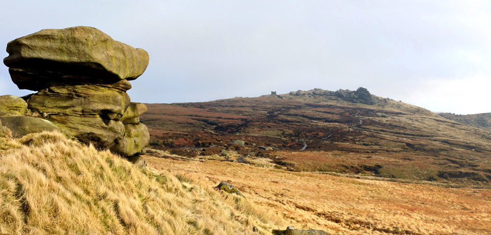 Noe Stool and Pym Chair on Kinder Scout (photo: Andy Stephens -cc-by-sa/2.0)