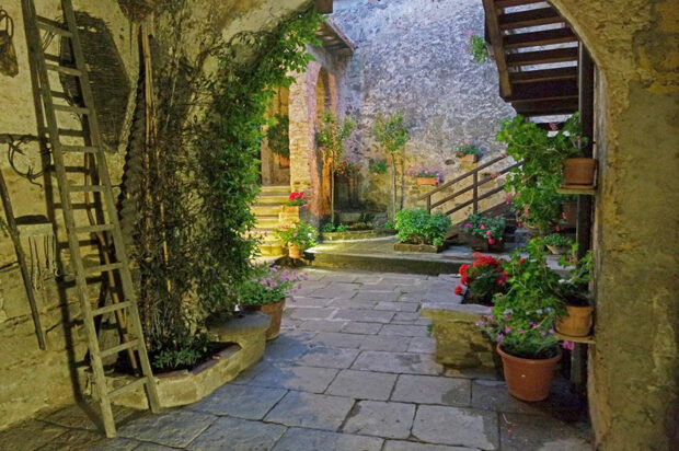 Rocca Cilento – Antico Convento (dinner, B&B)