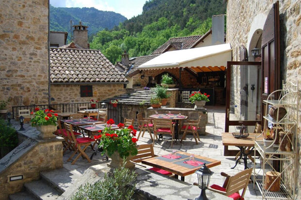 Le Rozier – La Grange Templière (dinner (first night), B&B), two night stays only