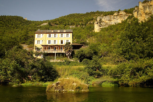 Les Vignes – Le Parisien (dinner, B&B)