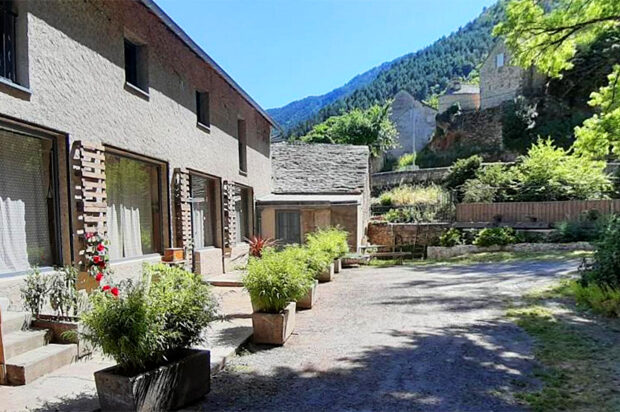 Les Vignes – Moulin de Parayre (dinner, B&B)