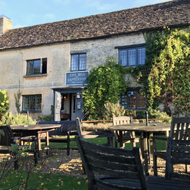 Sapperton – The Bell Inn (B&B) Sapperton – The Bell Inn (B&B)