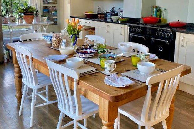 Cheltenham – Laurel House (B&B)