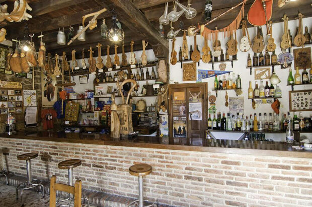 Pejanda – Casa Molleda (dinner, B&B)