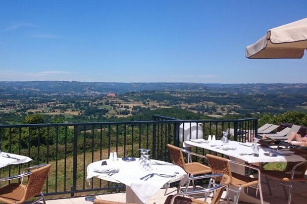 Loubressac – Le Relais de Castelnau (dinner, B&B) Loubressac – Le Relais de Castelnau (dinner, B&B)