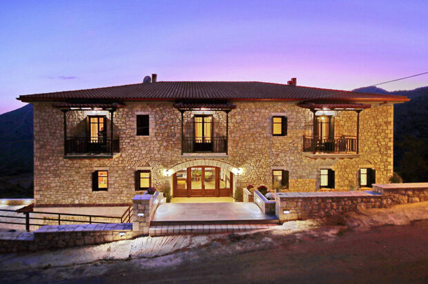 Dimitsana – Baroutomilos Hotel (B&B) Dimitsana – Baroutomilos Hotel (B&B)