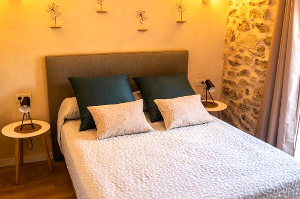 Paüls – Cal Vientos (dinner, B&B) Paüls – Cal Vientos (dinner, B&B)