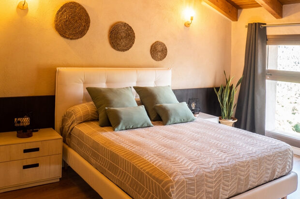 Paüls – Cal Vientos (dinner, B&B) Paüls – Cal Vientos (dinner, B&B)