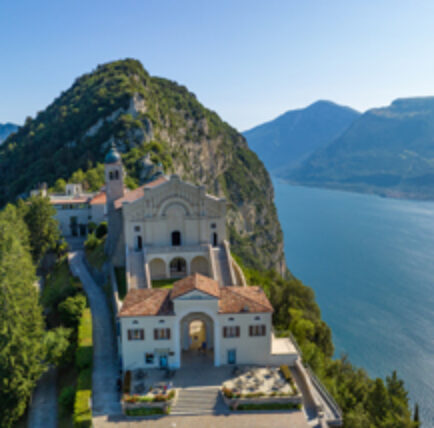 NEW - the mountains and shores of western Lake Garda